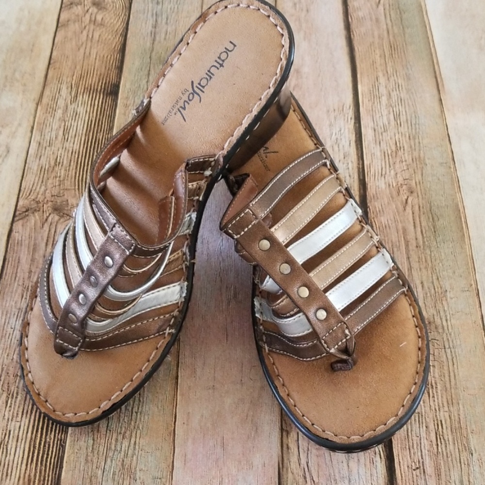 NWOT NATURALIZER SHOES